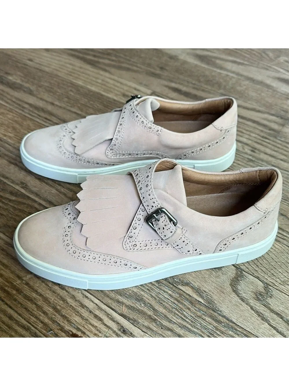 Frye  Gemma Kiltie sneakers Blush pink suede wingtip styling Size 7 new no box